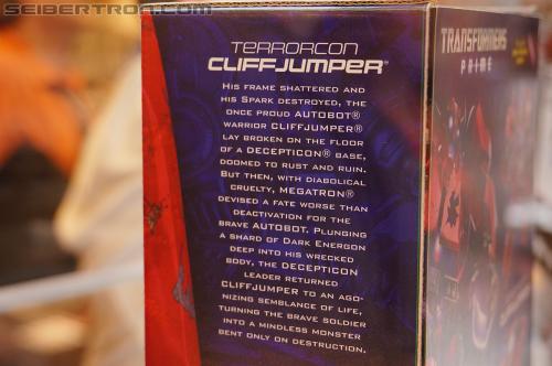BotCon 2012 - SDCC Cliffjumper "Rust In Peace" exclusive