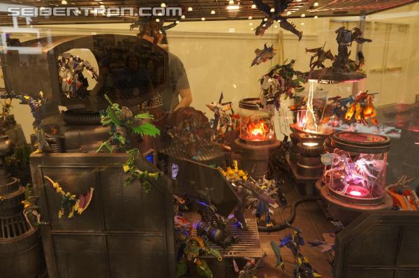 BotCon 2013 - Beast Hunters Diorama Display