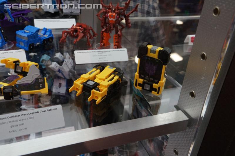 SDCC 2015 - Preview Night: Transformers Combiner Wars