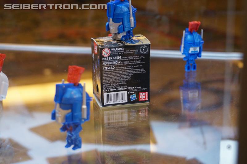 Botcon 2016 - Hasbro Display: Generations Alt-Modes Blind Packs